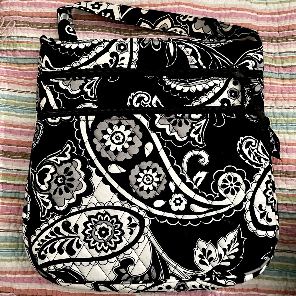 Vera Bradley paisley messenger bag